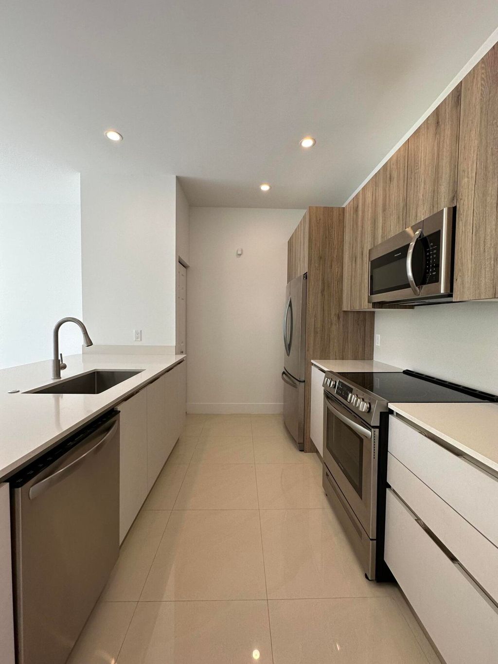 Photo of 815 NE 17th Avenue #2, Fort Lauderdale, FL 33304 (MLS # B26015198)