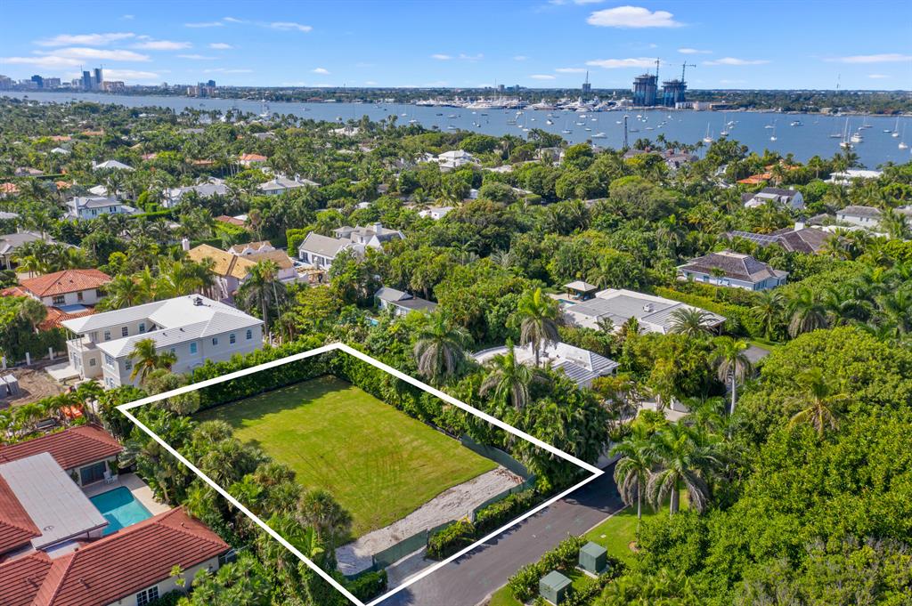 ALTO LIDO - Residential