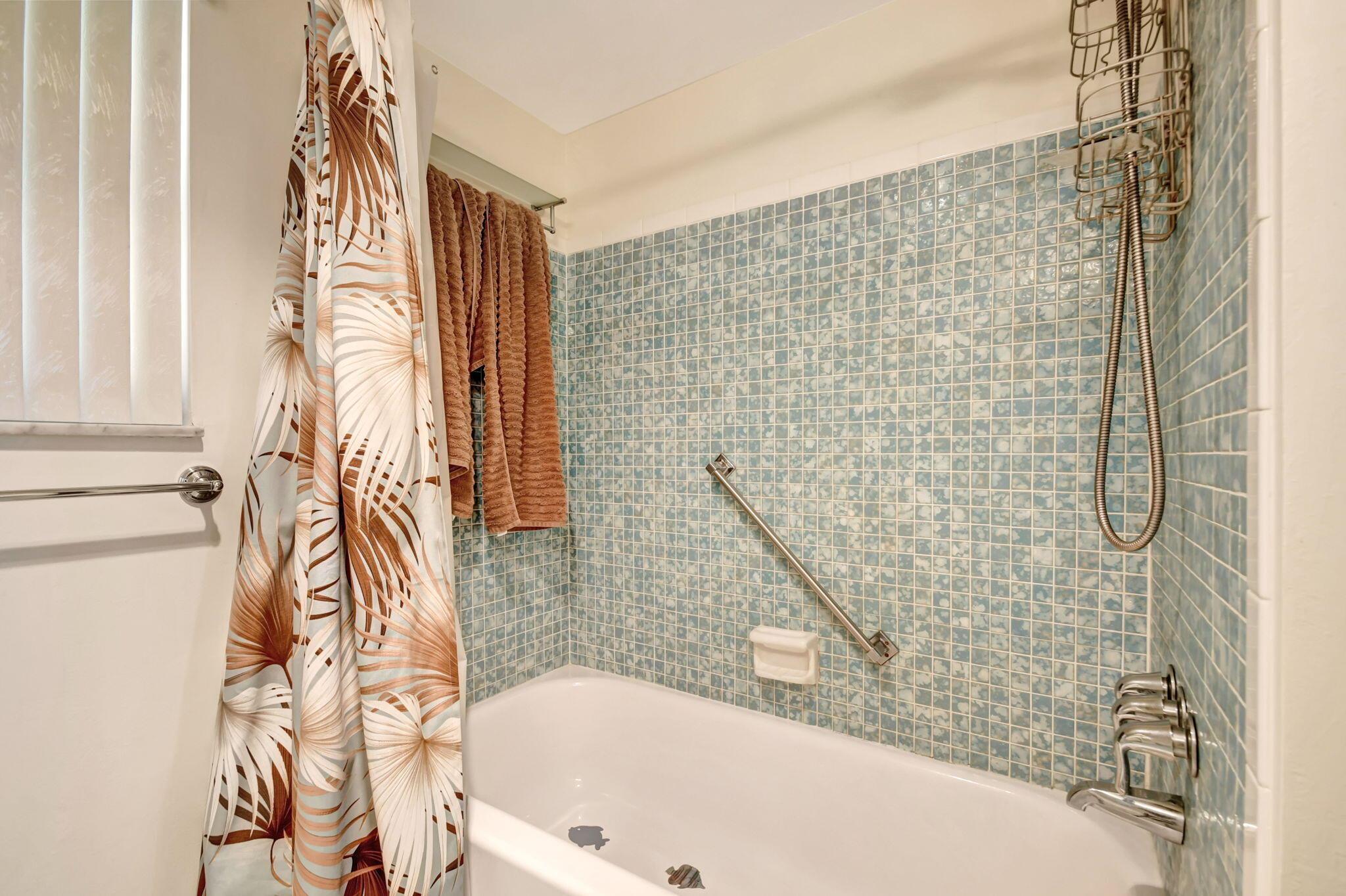 POINCIANA PLACE COND-Jami - Residential Lease