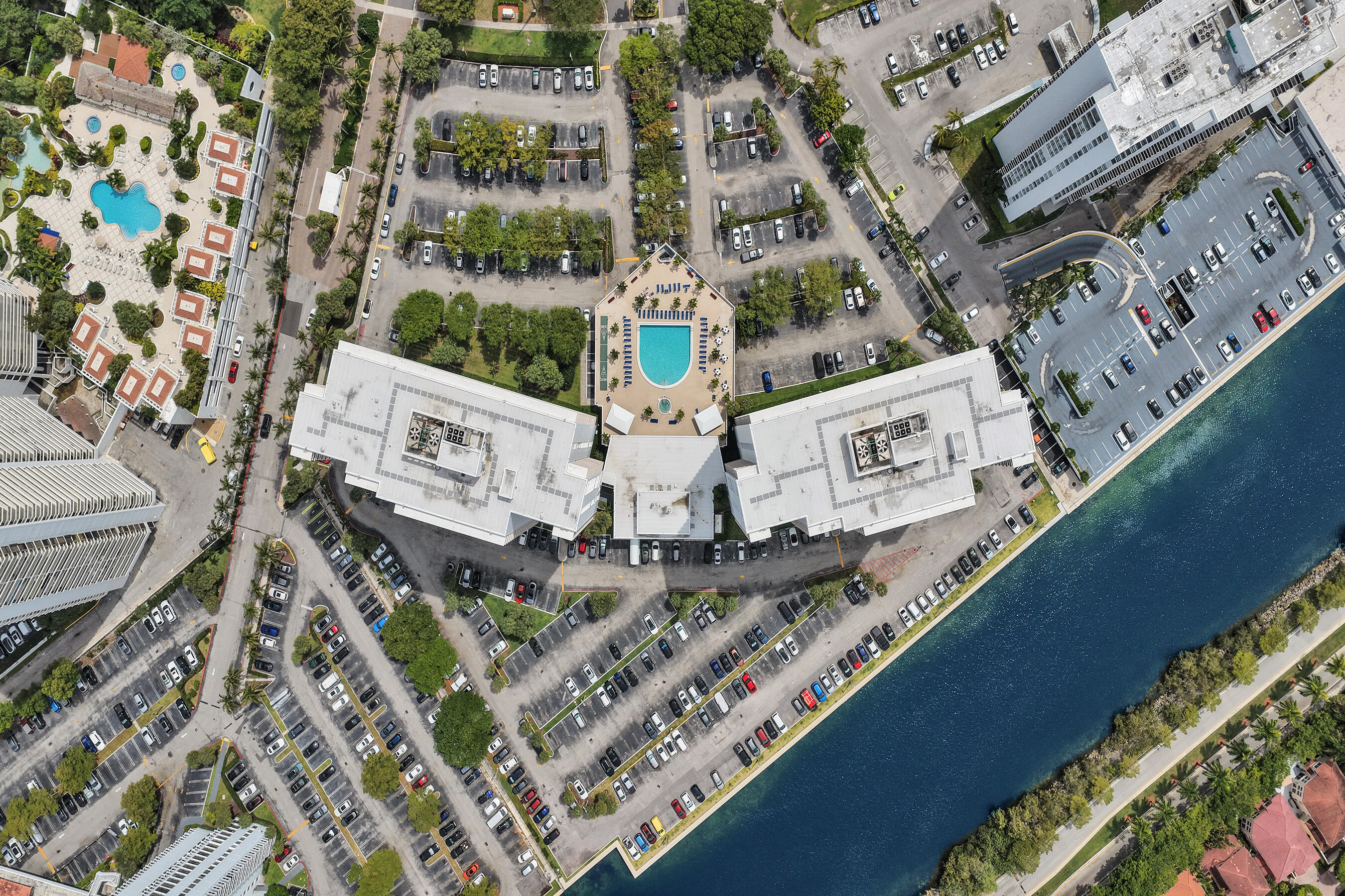 FLAMENCO CONDO TOWER I - Residential Lease