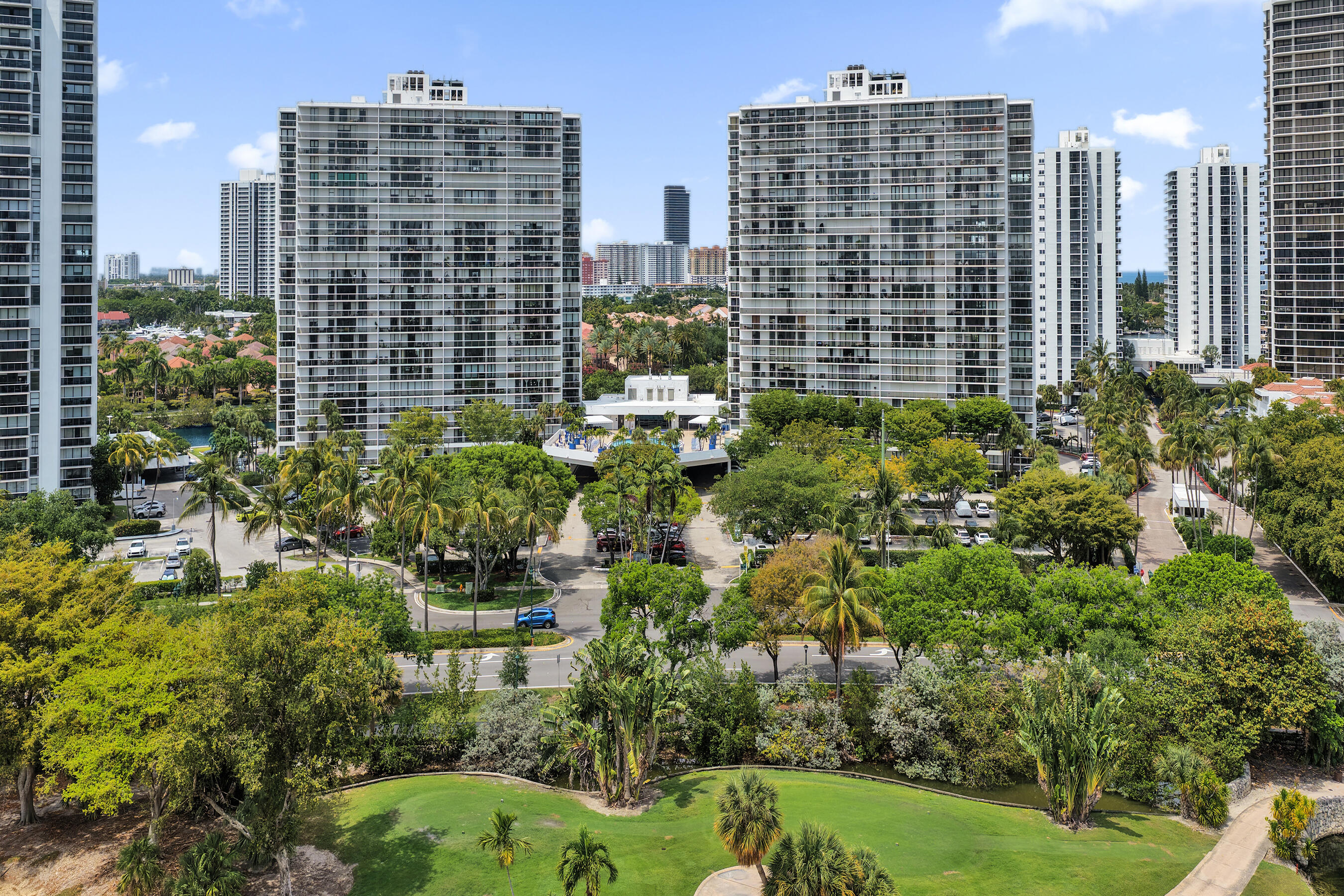 FLAMENCO CONDO TOWER I - Residential Lease