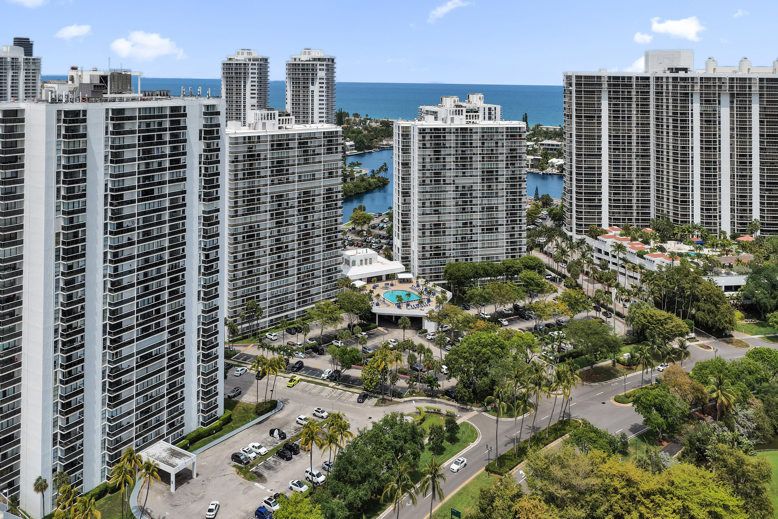 FLAMENCO CONDO TOWER I - Residential Lease