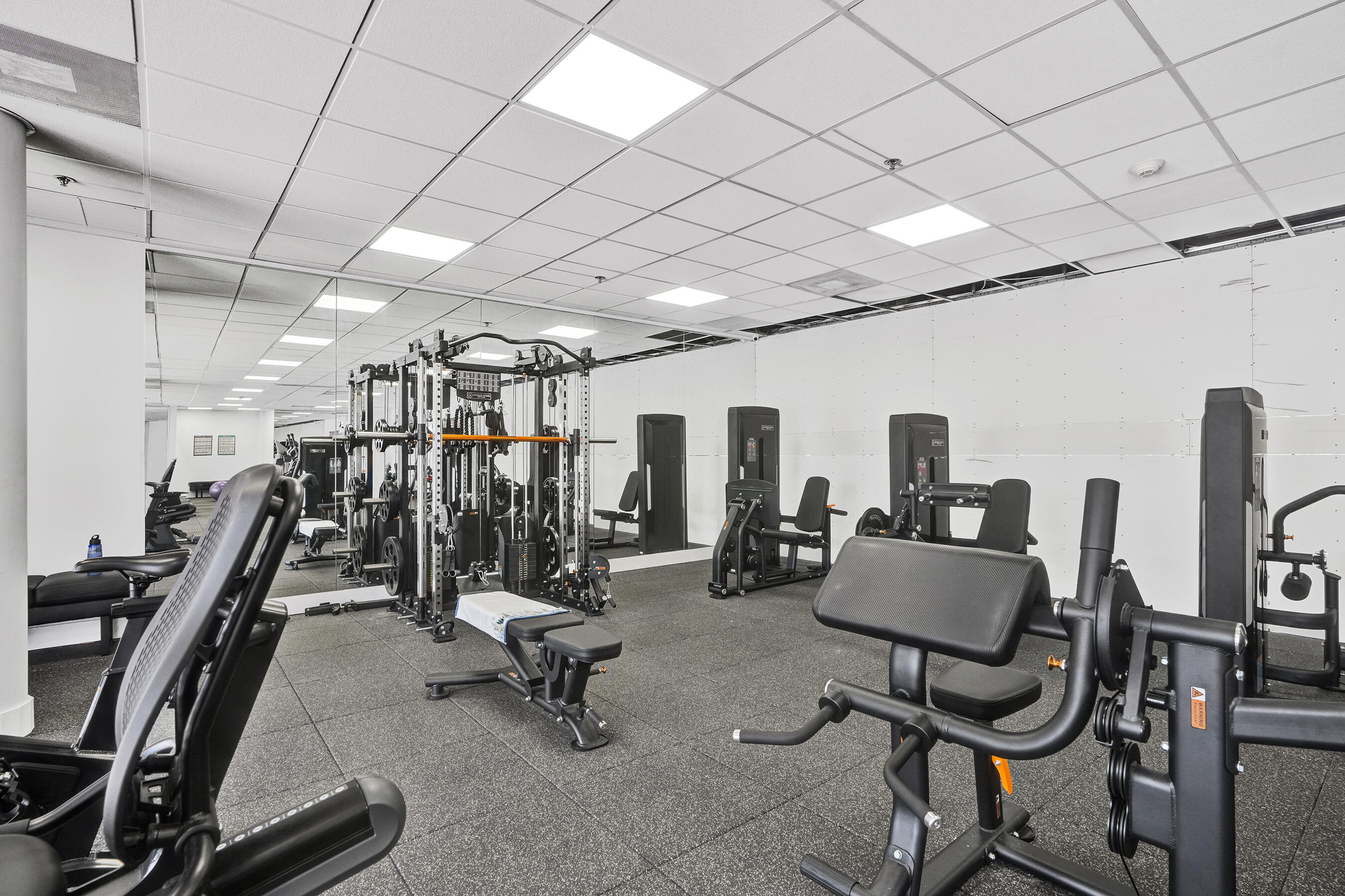 FLAMENCO CONDO TOWER I - Residential Lease