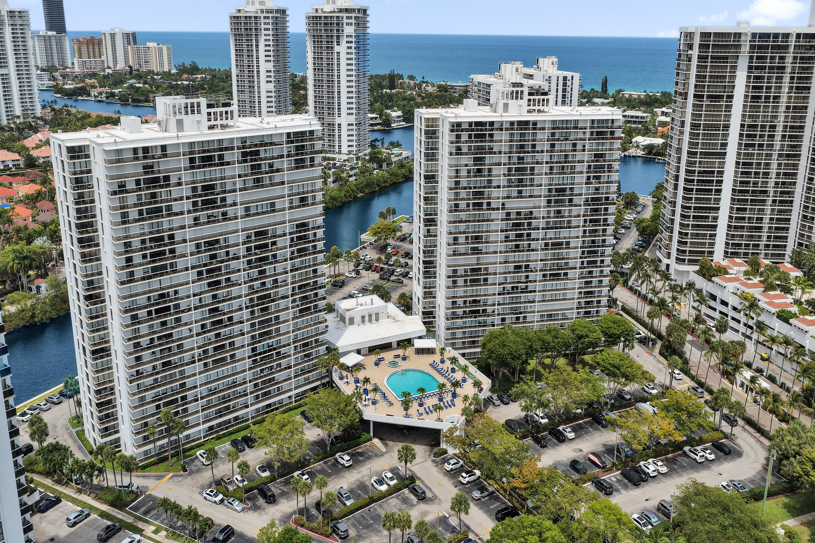 FLAMENCO CONDO TOWER I - Residential Lease