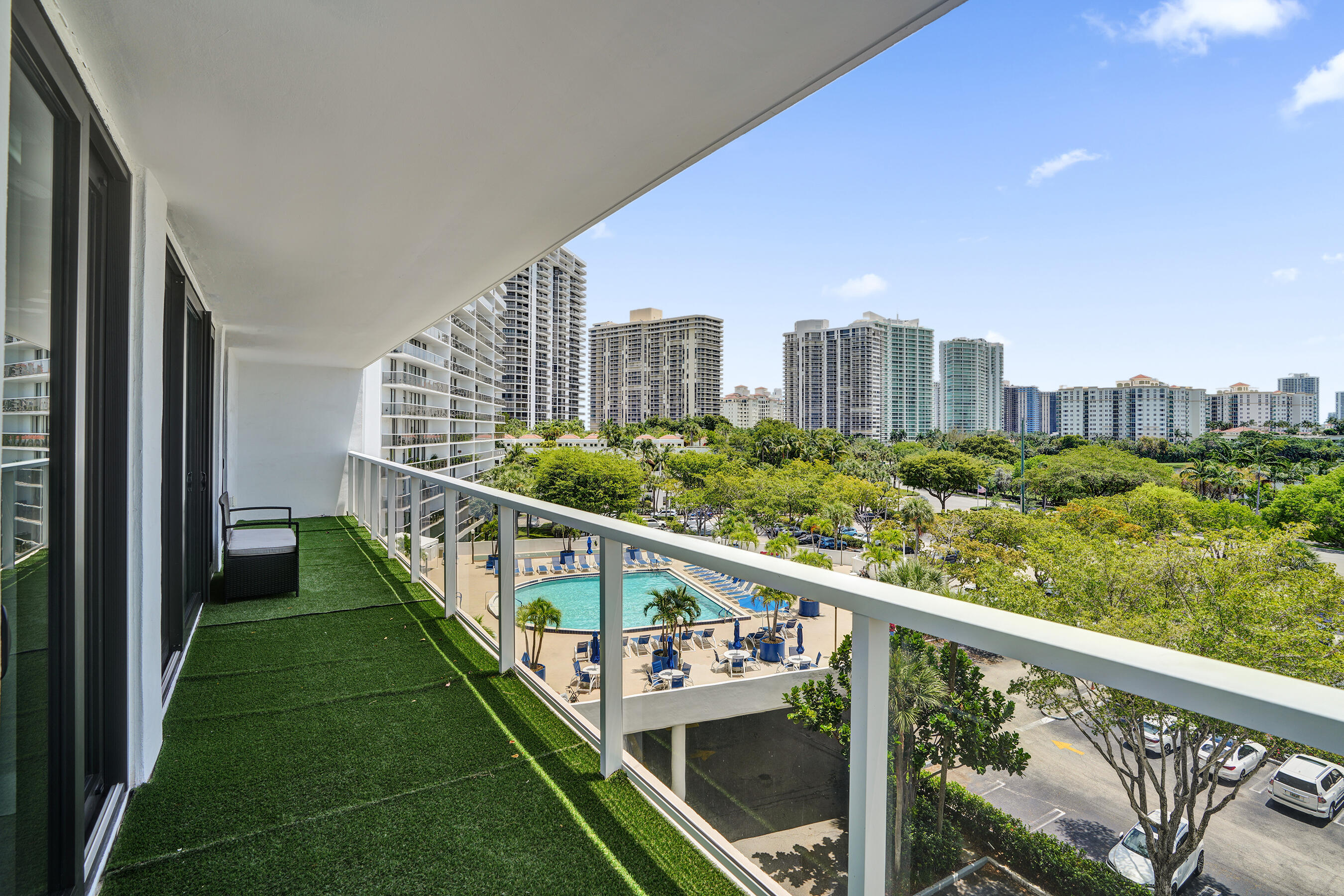 FLAMENCO CONDO TOWER I - Residential Lease