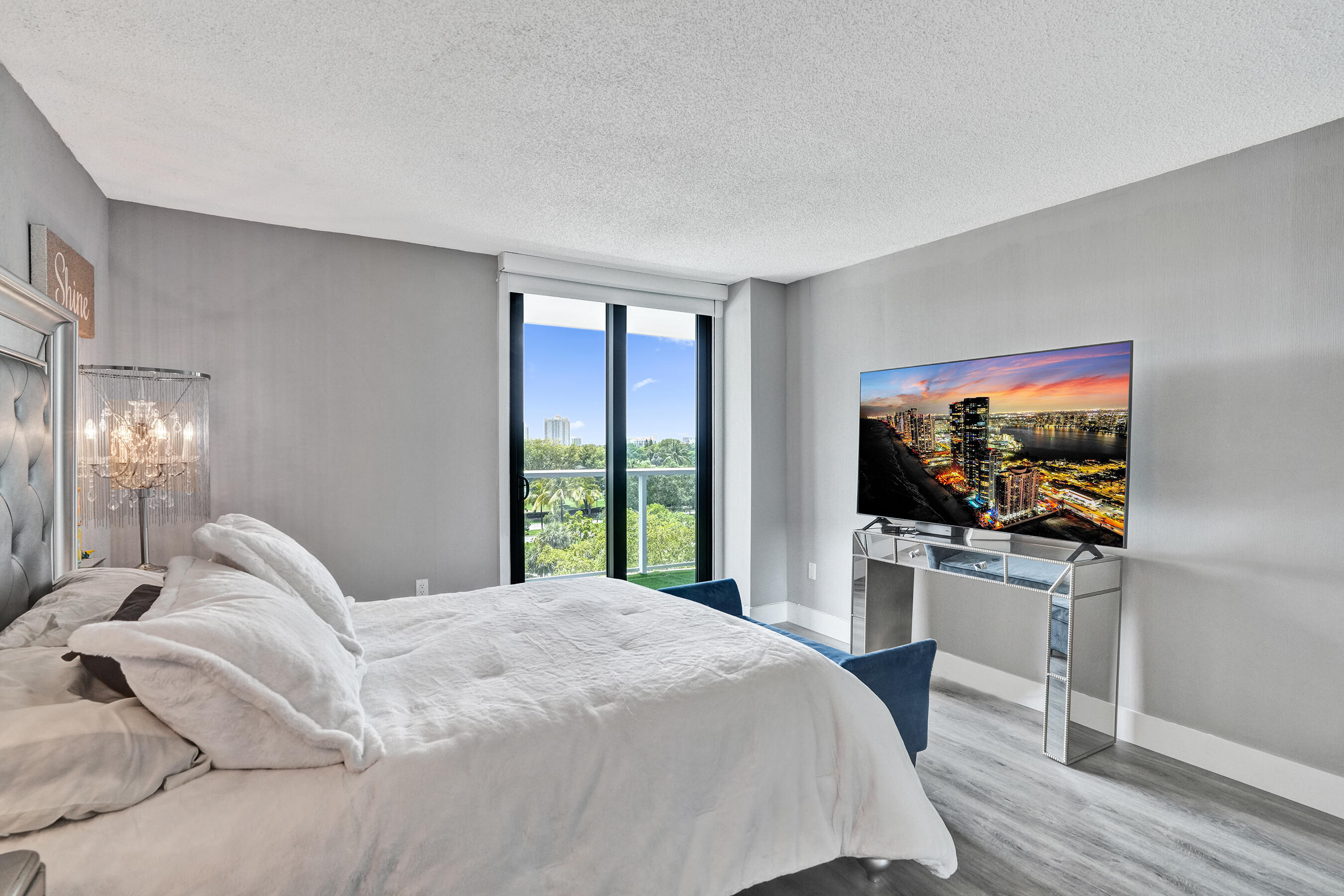 FLAMENCO CONDO TOWER I - Residential Lease