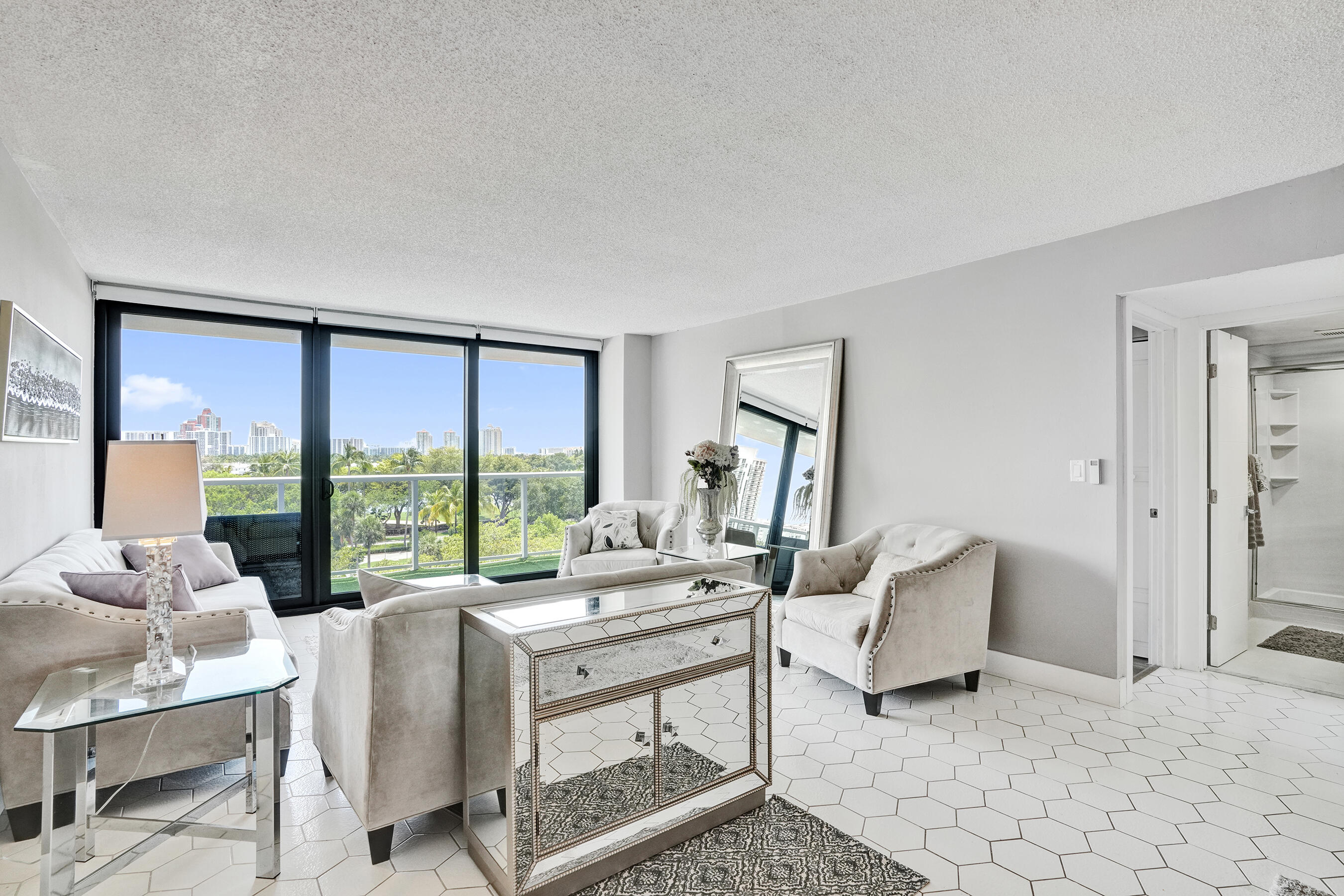 FLAMENCO CONDO TOWER I - Residential Lease