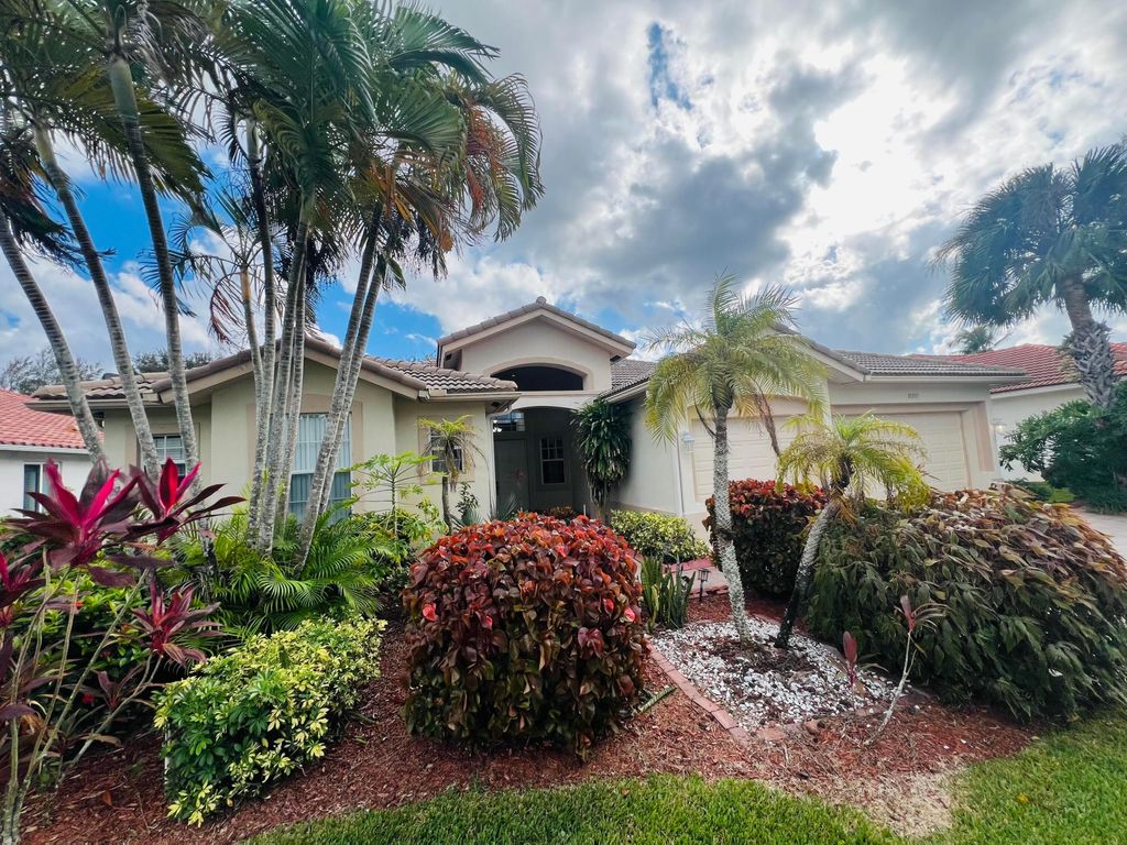 Photo of 11889 Osprey Point Circle, Wellington, FL 33449 (MLS # B26031719)