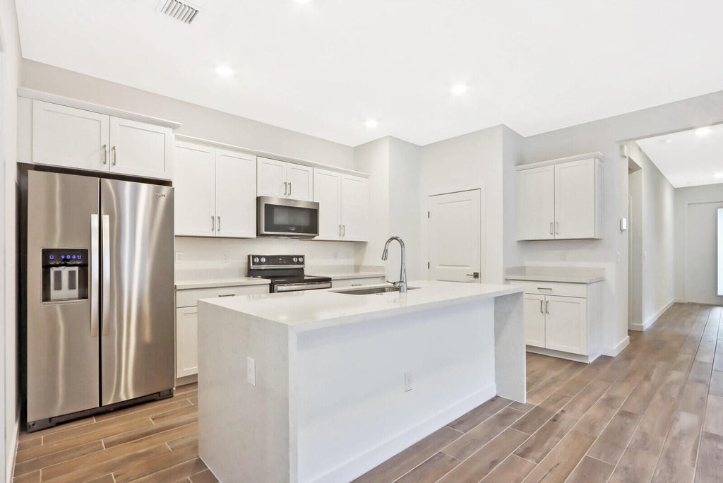 Photo of 18463 Claybrook Street, Jupiter, FL 33458 (MLS # R10967621)