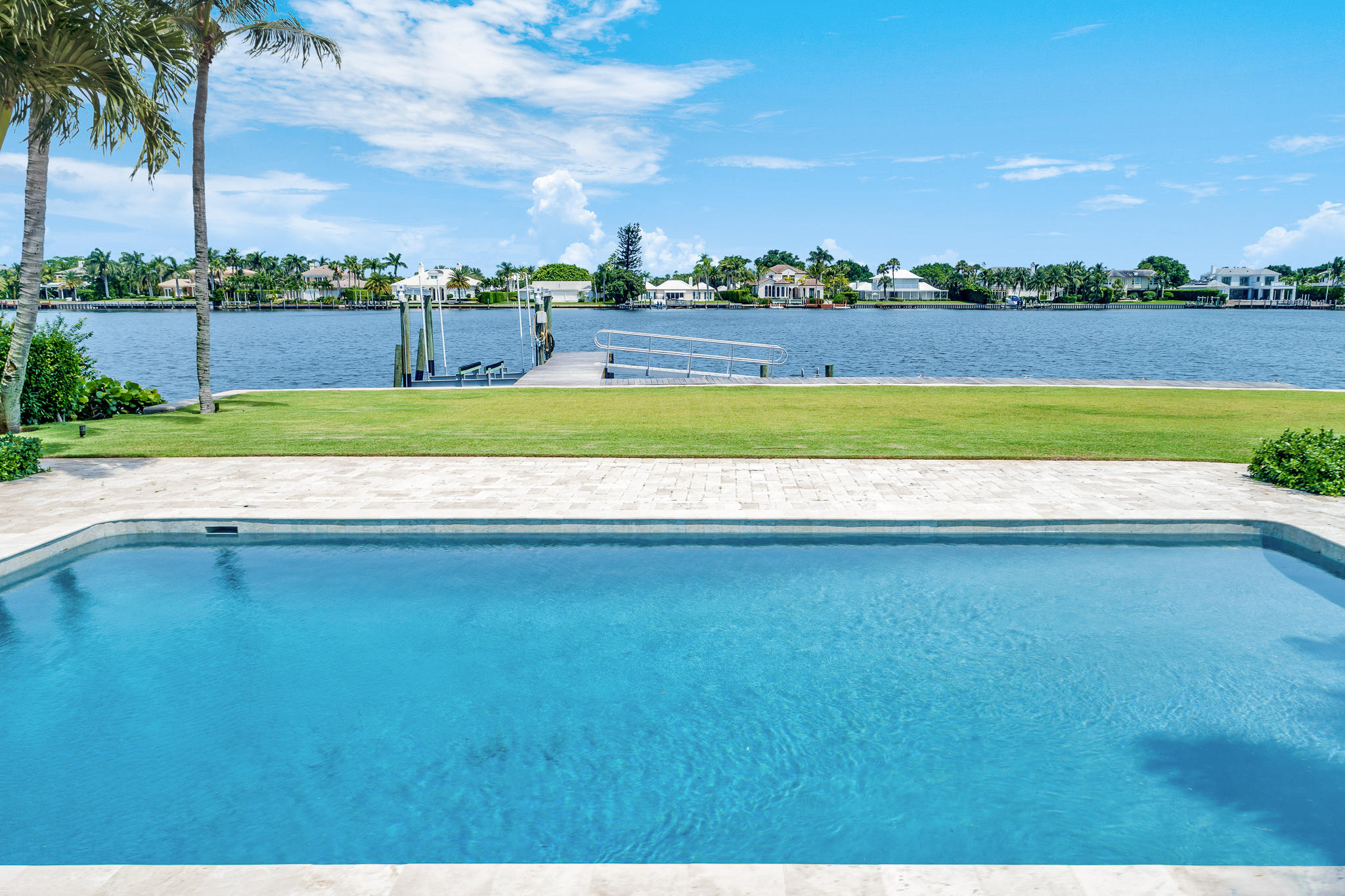 HIDDEN KEY NORTH - Residential