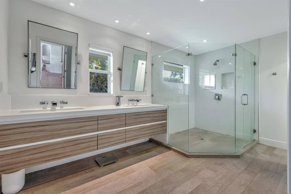 HIDDEN KEY NORTH - Residential