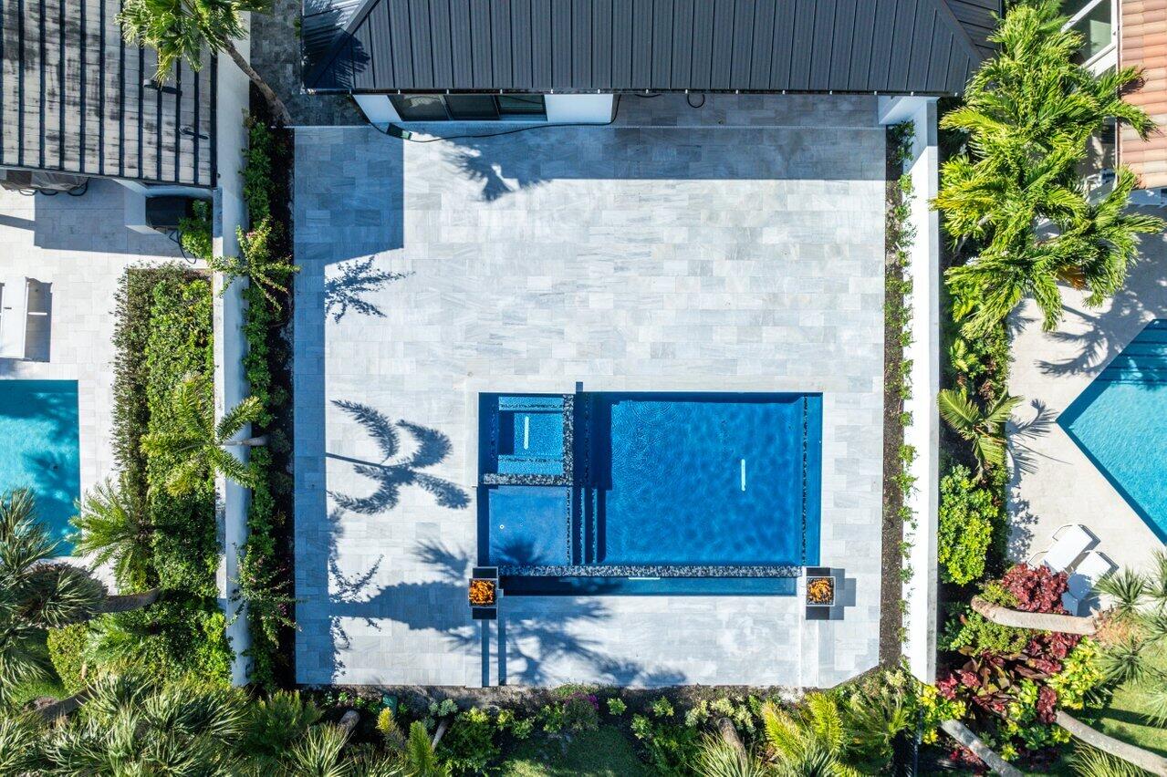 FRENCHMANS CREEK - Residential