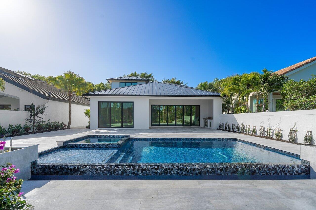 FRENCHMANS CREEK - Residential