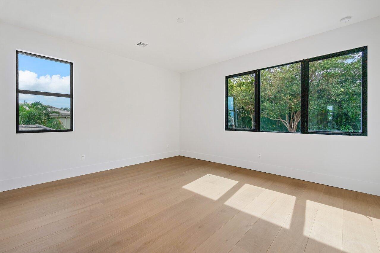 FRENCHMANS CREEK - Residential