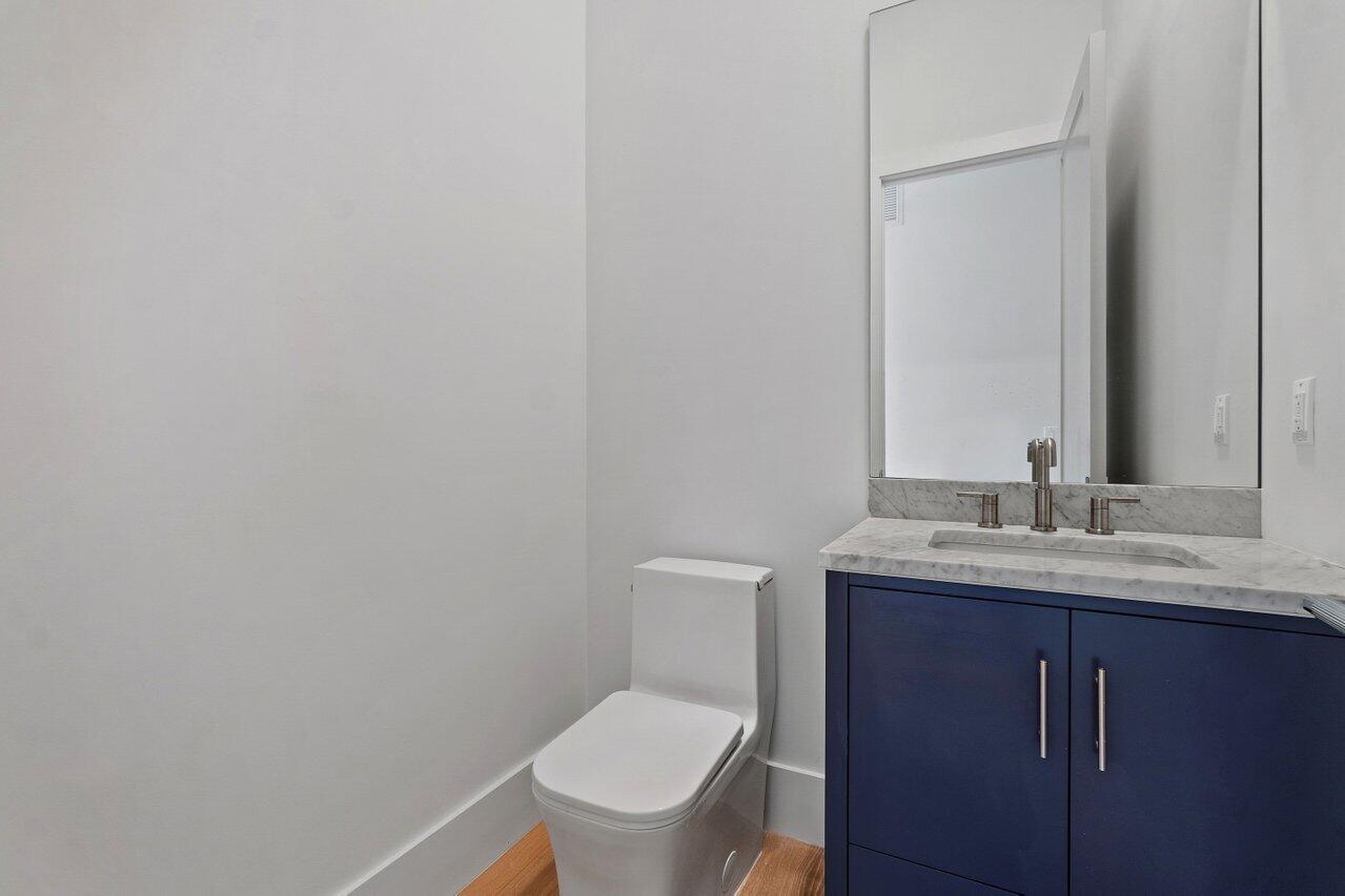 FRENCHMANS CREEK - Residential