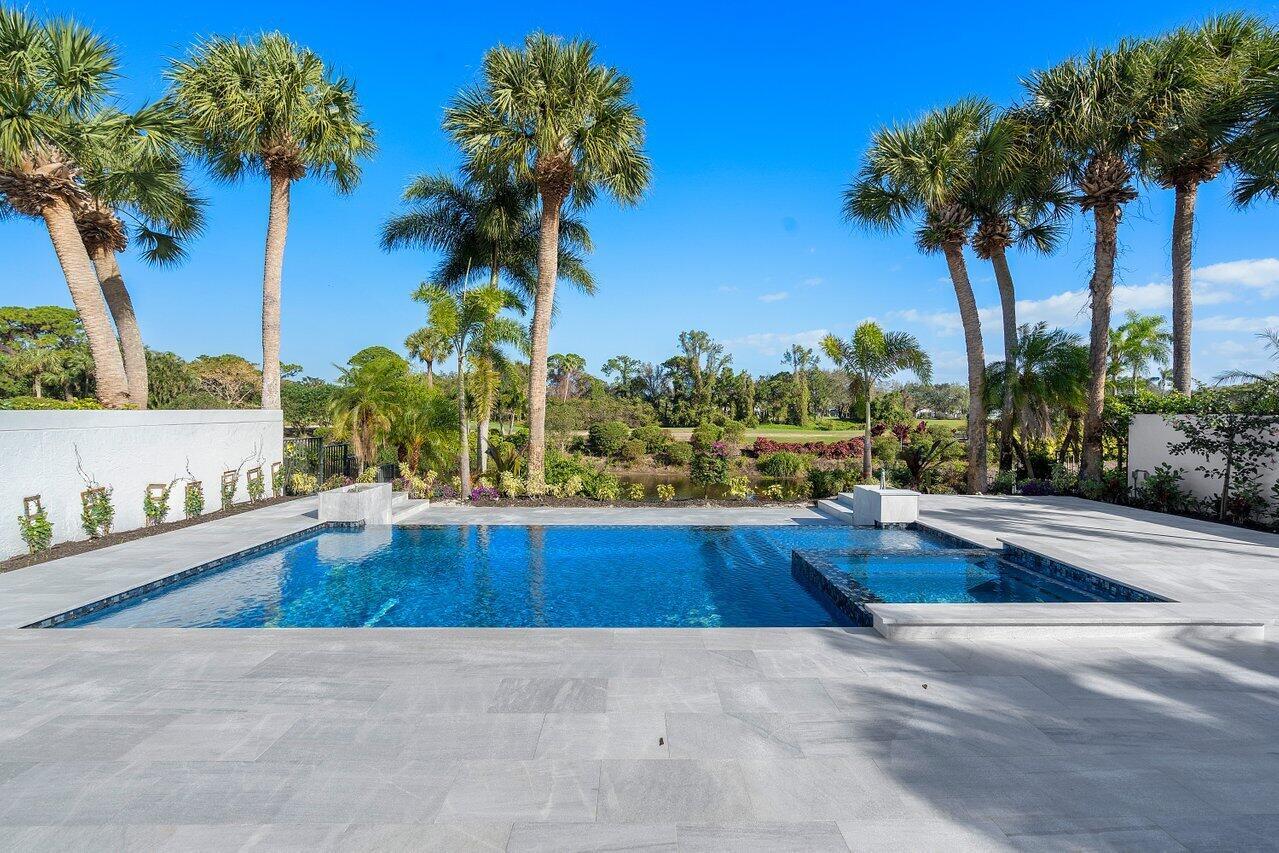 FRENCHMANS CREEK - Residential