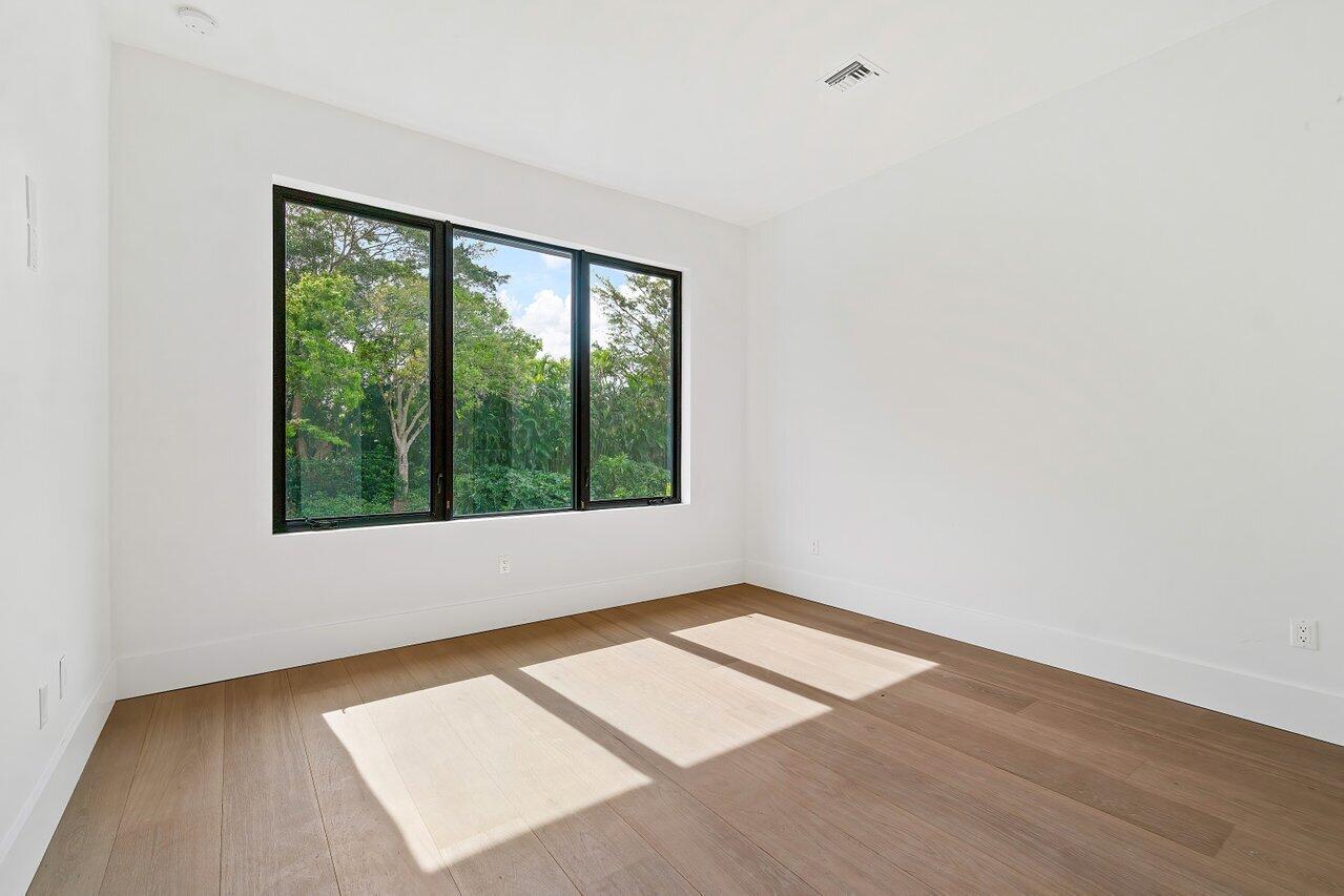 FRENCHMANS CREEK - Residential