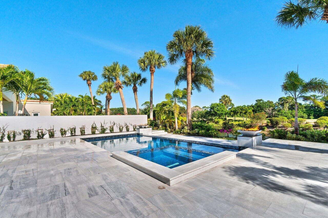 FRENCHMANS CREEK - Residential