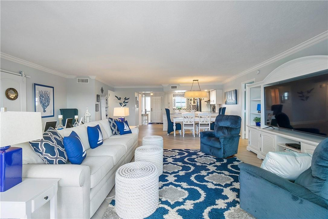 Hillsboro Cove - Residential