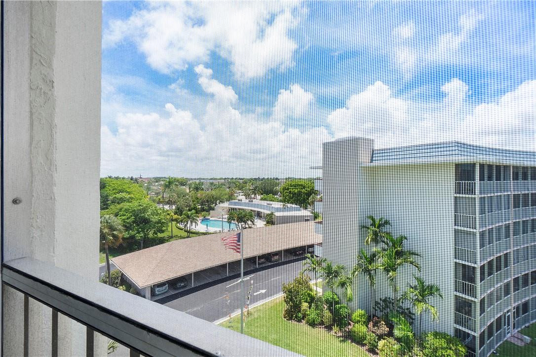Hillsboro Cove - Residential