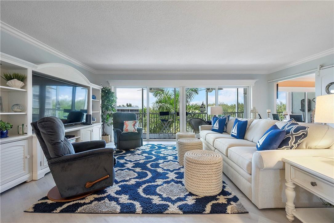 Hillsboro Cove - Residential