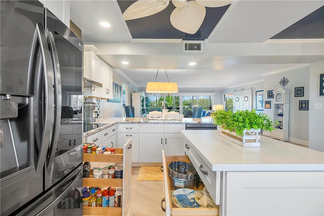 Hillsboro Cove - Residential
