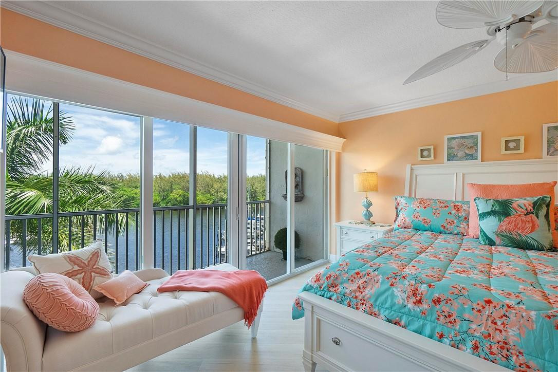 Hillsboro Cove - Residential