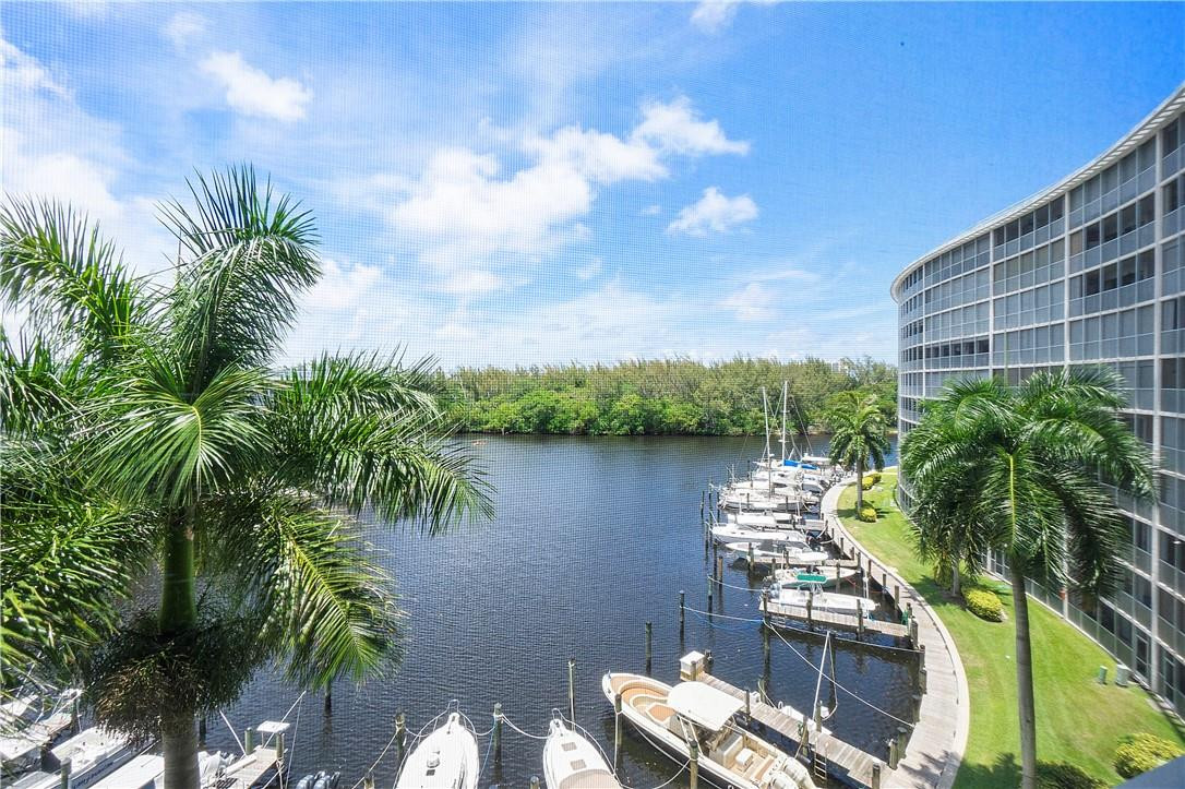 Hillsboro Cove - Residential