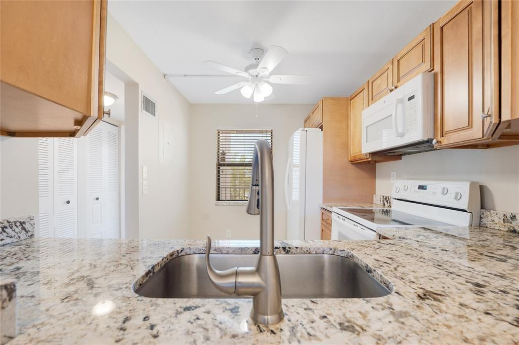 Sunrise Lakes - Residential