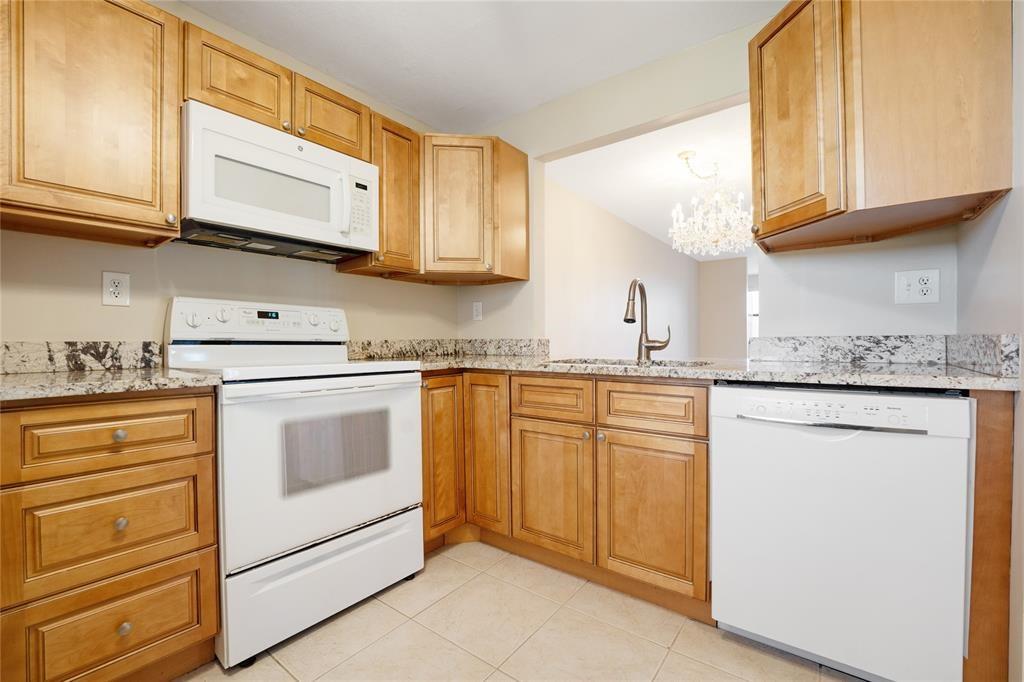 Sunrise Lakes - Residential