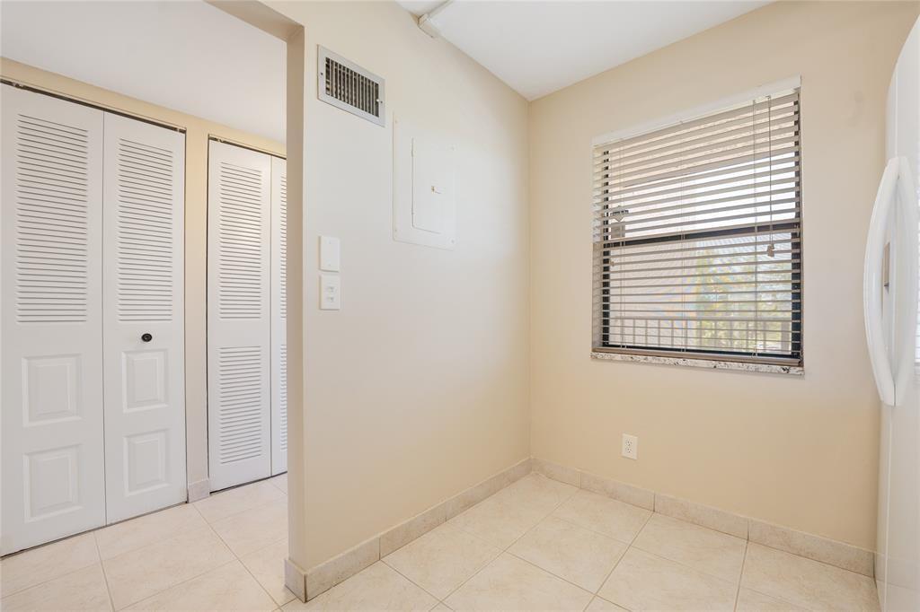 Sunrise Lakes - Residential