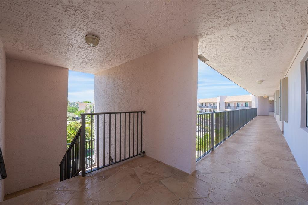 Sunrise Lakes - Residential