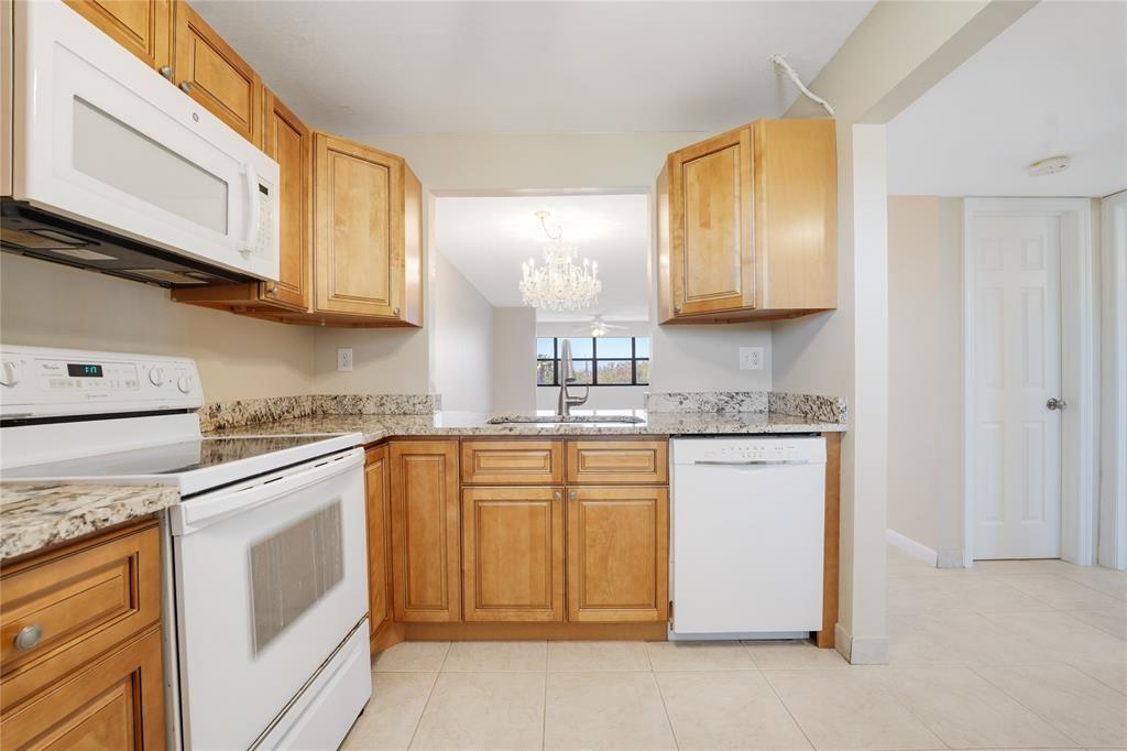 Sunrise Lakes - Residential