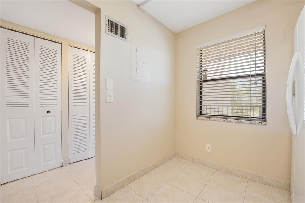 Sunrise Lakes - Residential