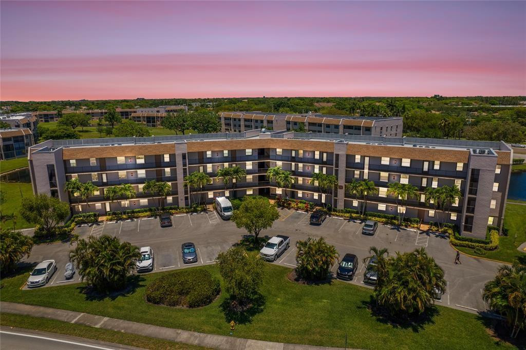 Sunrise Lakes - Residential