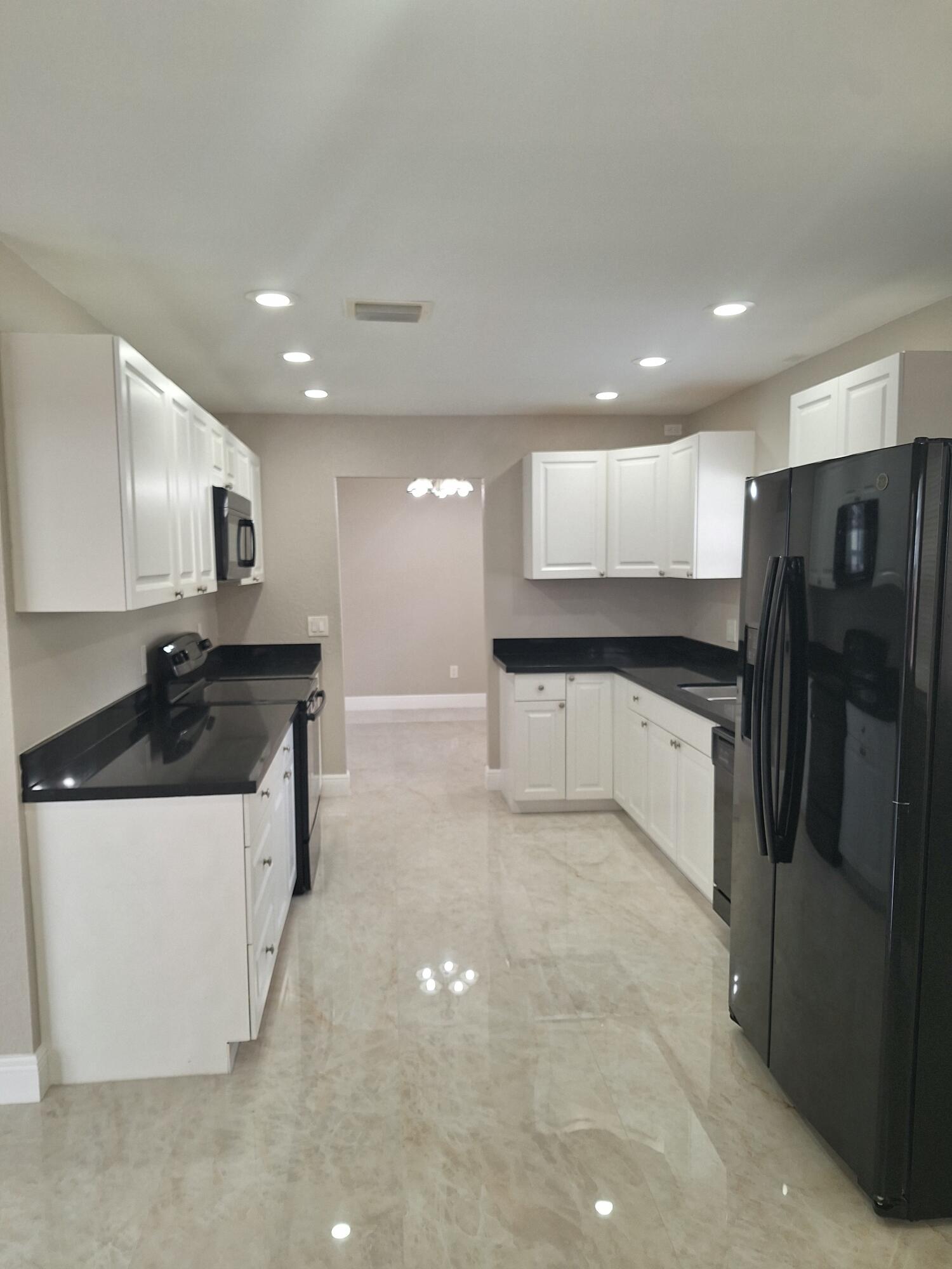 Sandalfoot Cove - Residential Lease