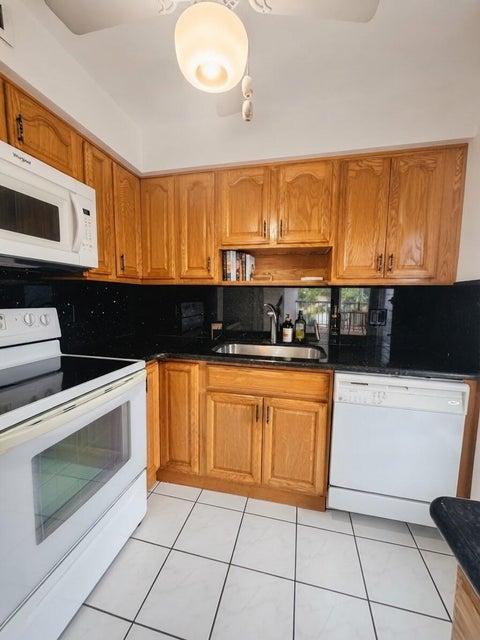 Tiny photo for 777 SE 2ND Avenue #213, Deerfield Beach, FL 33441 (MLS # B26070623)