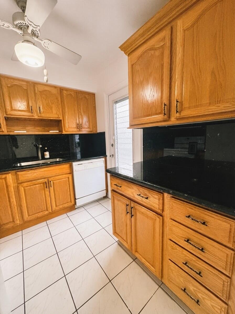 Photo of 777 SE 2ND Avenue #213, Deerfield Beach, FL 33441 (MLS # B26070623)