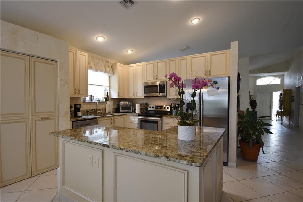 Grove Isle - Residential