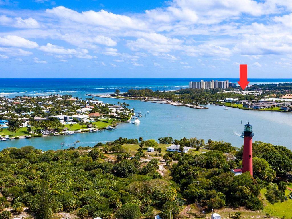 Photo of 3007 Fairway Drive N, Jupiter, FL 33477 (MLS # R10897299)