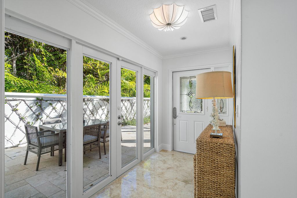 Photo of 820 Palm Trail, Delray Beach, FL 33483 (MLS # B26006800)