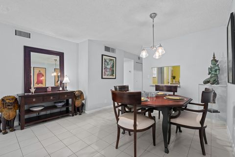 Condominium in Fort Lauderdale FL 1750 3rd Ter Ter 7.jpg