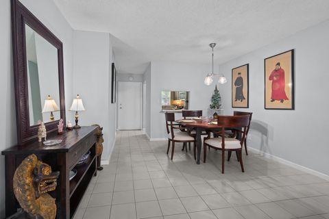 Condominium in Fort Lauderdale FL 1750 3rd Ter Ter 6.jpg