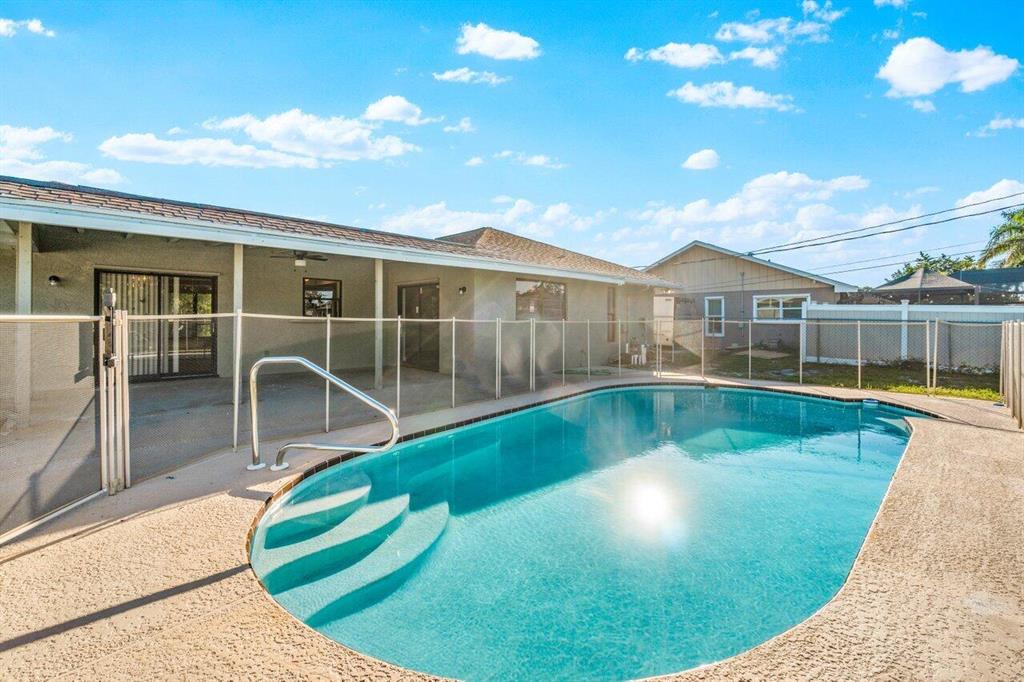 PORT ST LUCIE SECTION 6 - Residential