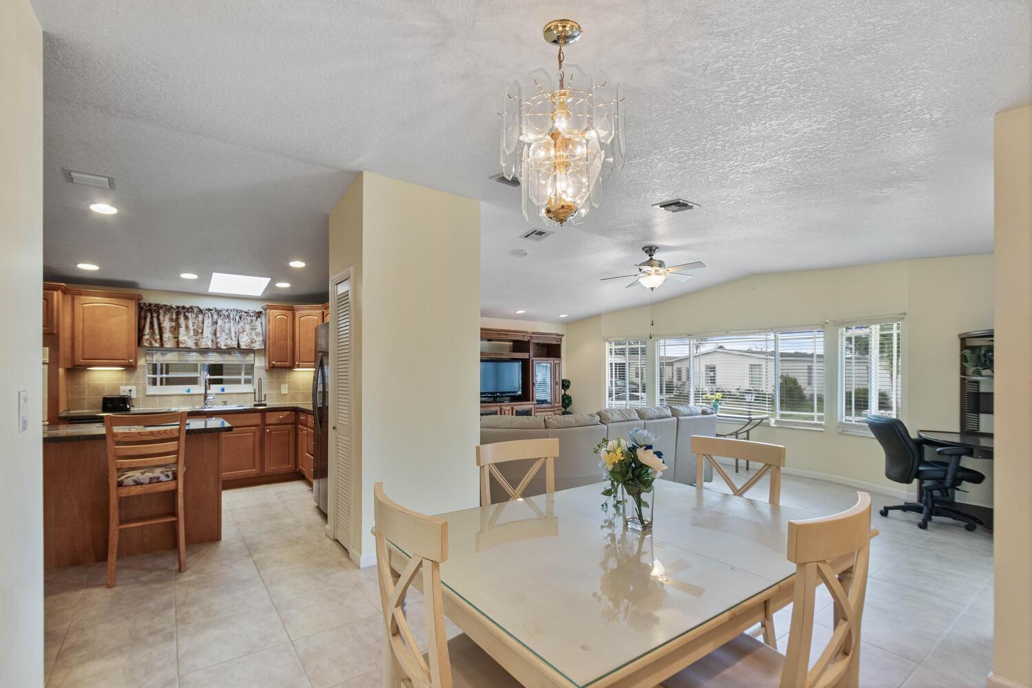 8529 Lidflower Court, Port St Lucie, FL, 34952/$229,900 4 8529 Lidflower Court