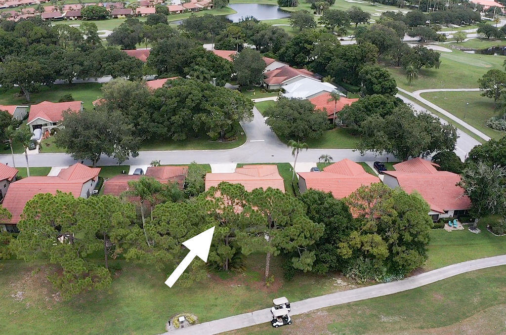 STARLING COURT AT MARTIN DOWNS (AKA MARTIN DOWNS P - Residential