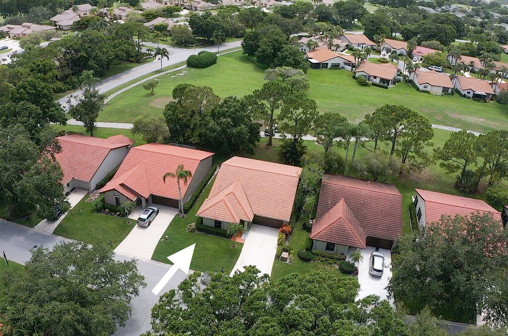 STARLING COURT AT MARTIN DOWNS (AKA MARTIN DOWNS P - Residential