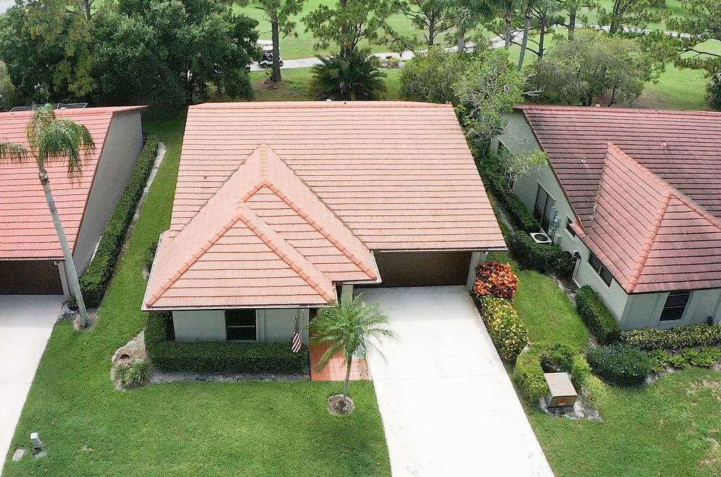 STARLING COURT AT MARTIN DOWNS (AKA MARTIN DOWNS P - Residential