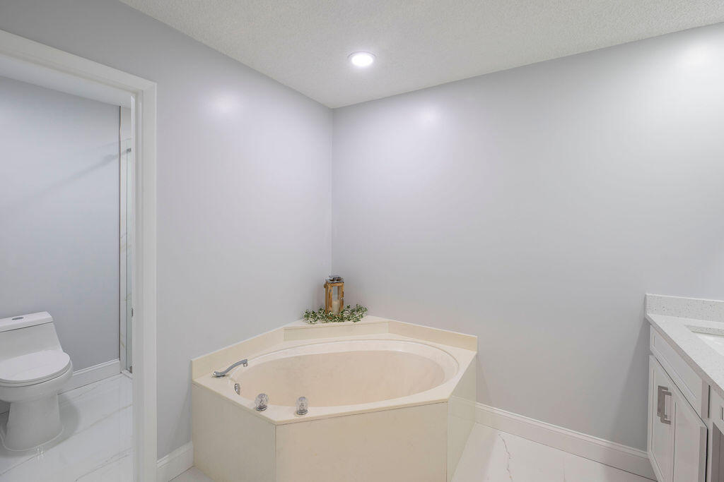 STARLING COURT AT MARTIN DOWNS (AKA MARTIN DOWNS P - Residential