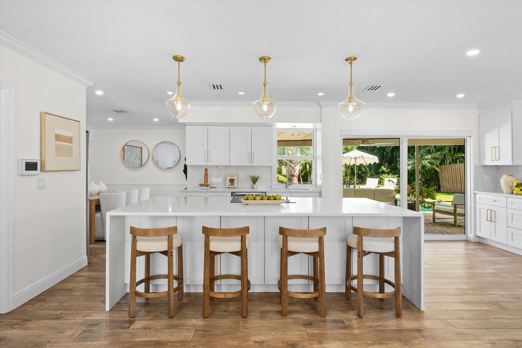 336 NW 11TH Avenue